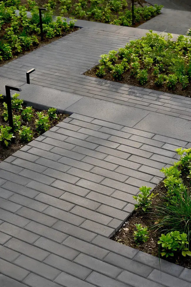 Techo-Bloc LINEA SMALL RECTANGLES, SMOOTH, ONYX BLACK Paver