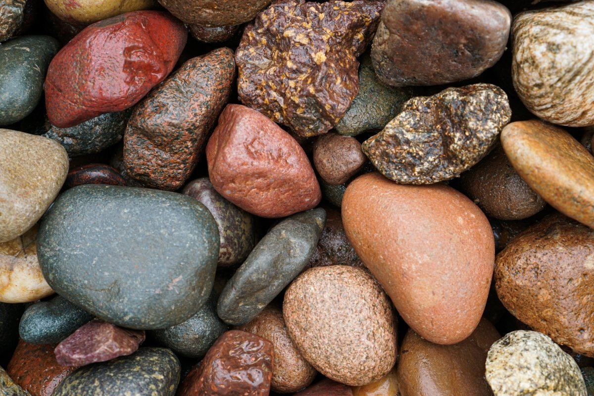 Red Flint Large 1" - 2"