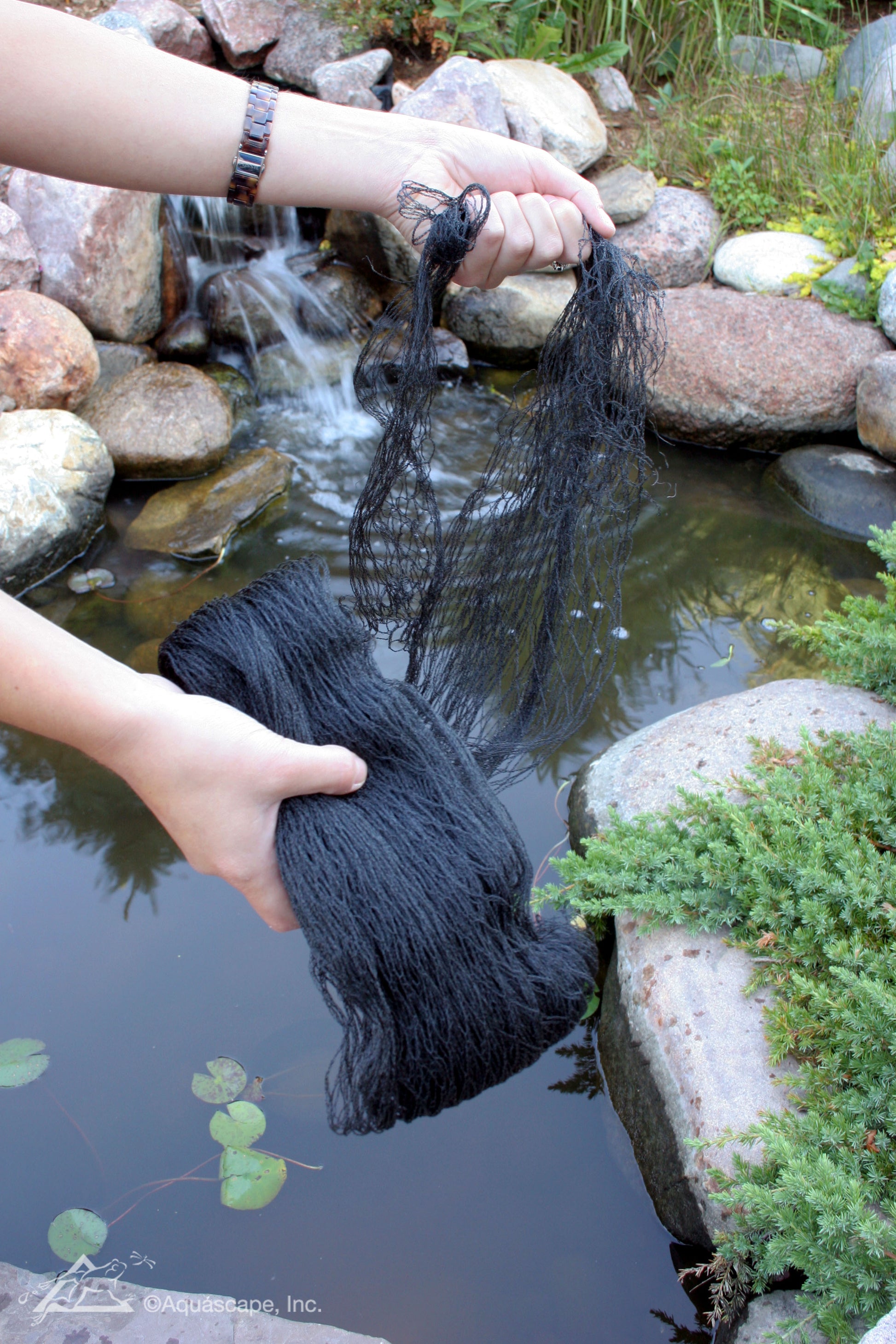Aquascape PROTECTIVE POND NETTING - 7' X 10' (2.1 X 3 M)