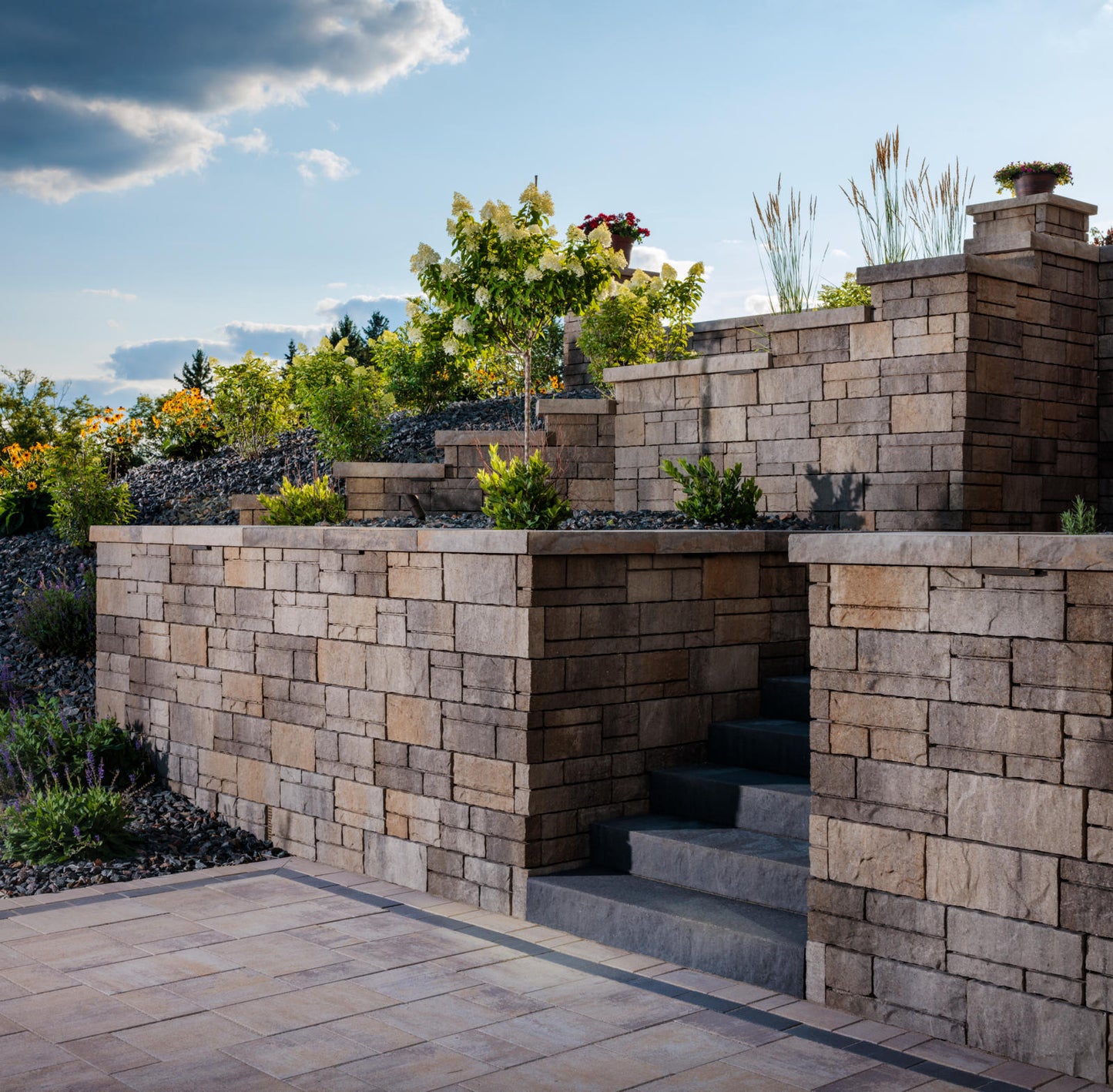 Belgard Shelby Blend Ashlar Tandem Wall Paver