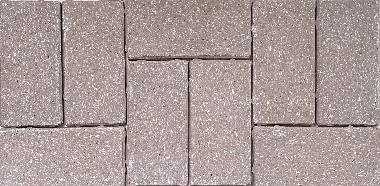 Pine Hall Brick English Edge® Light Gray
