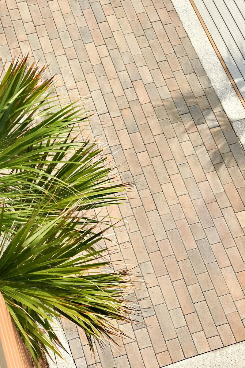 Techo-Bloc LINEA LARGE RECTANGLES, SMOOTH, CHAMPLAIN GREY Paver