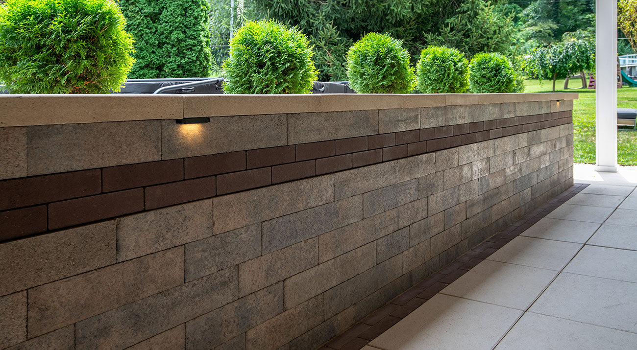 Walls : Unilock Lineo™ Dimensional Stone-Sierra