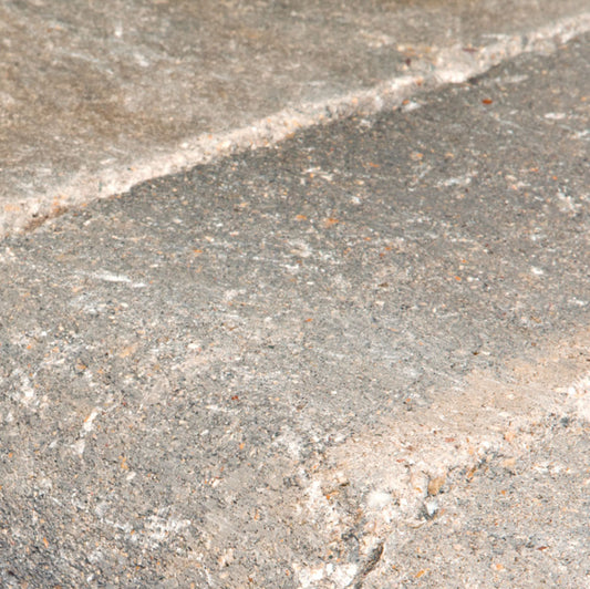 Belgard Cotswold Mist Marina Coping