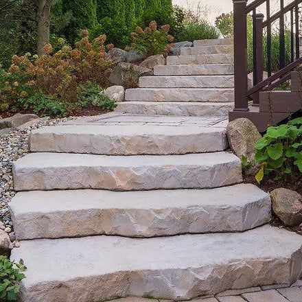 High Format 7" Irregular Steps 8/pallet LIMESTONE - Plt