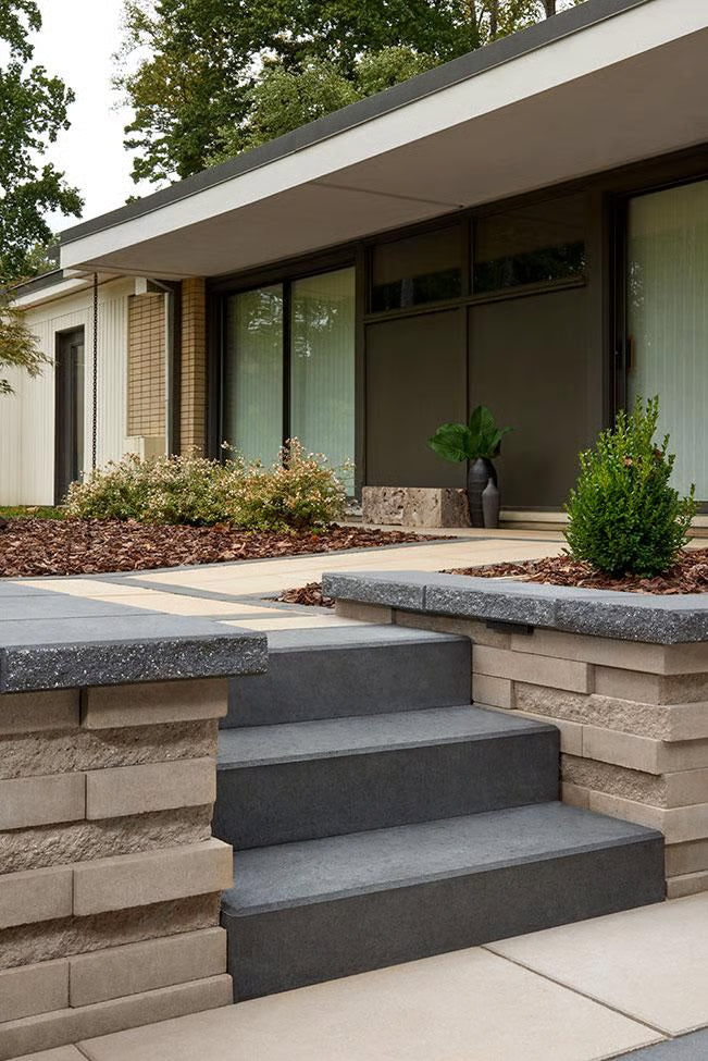 Techo-Bloc RAFFINATO STEP [9], SMOOTH, ONYX BLACK
