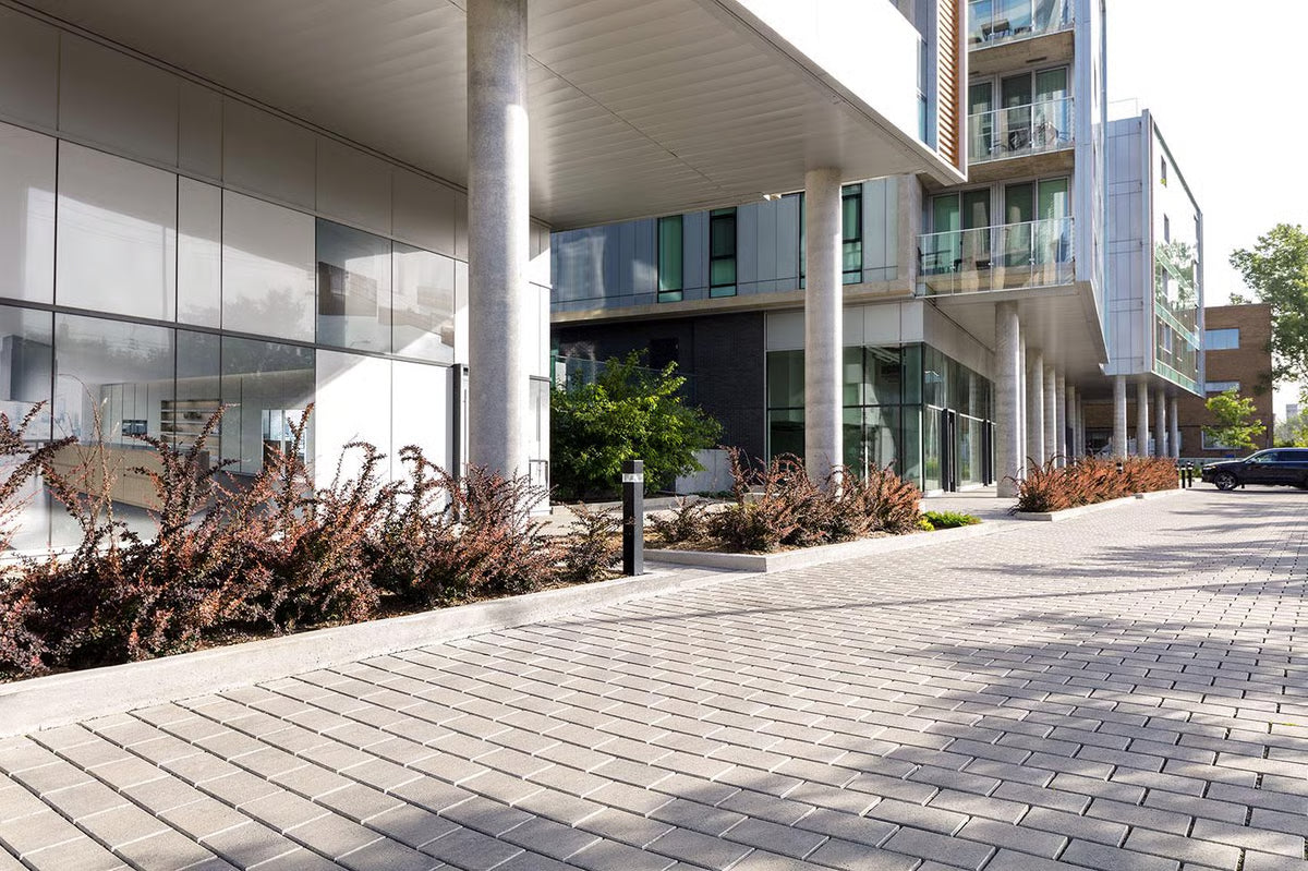 Techo-Bloc HYDRA, SMOOTH, SHALE GREY Paver